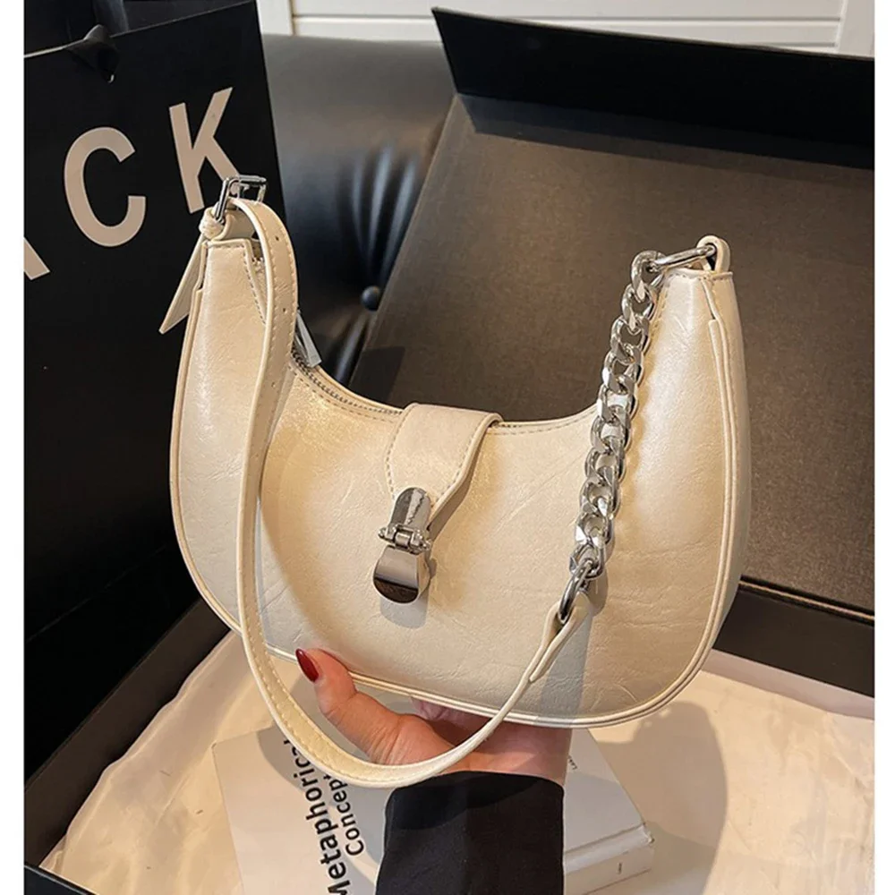 

Personalized One Shoulder Crescent Bag 2025 New Korean Simple Versatile Handheld Underarm Bag Chic Lock Buckle Small Square Bag