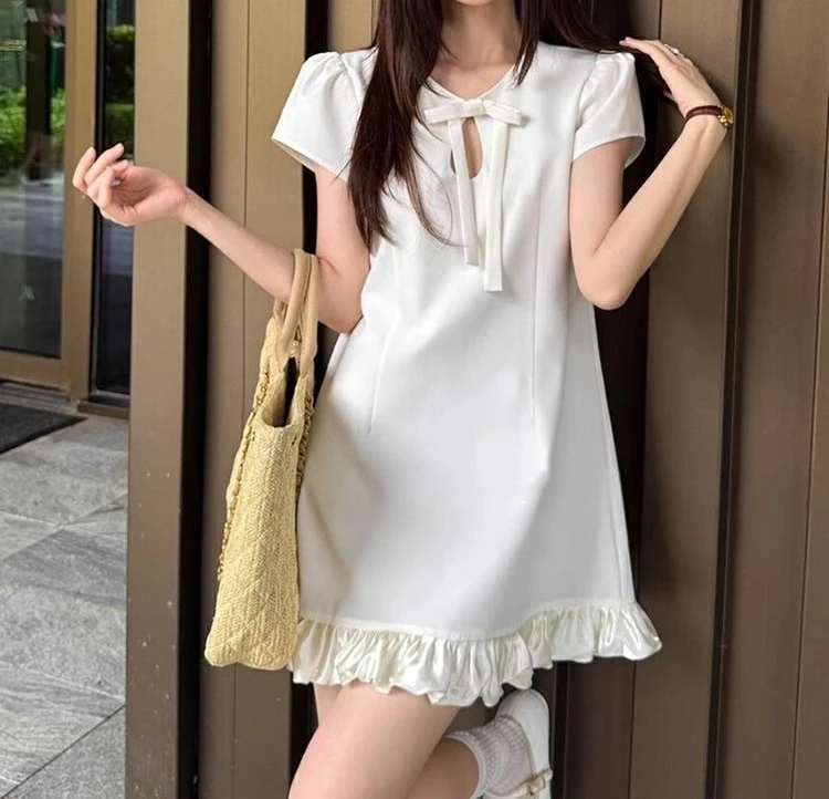 

Premium Bow Bubble Sleeve Dress Female Slim Splicing Cloud Hem A Word Short Skirt