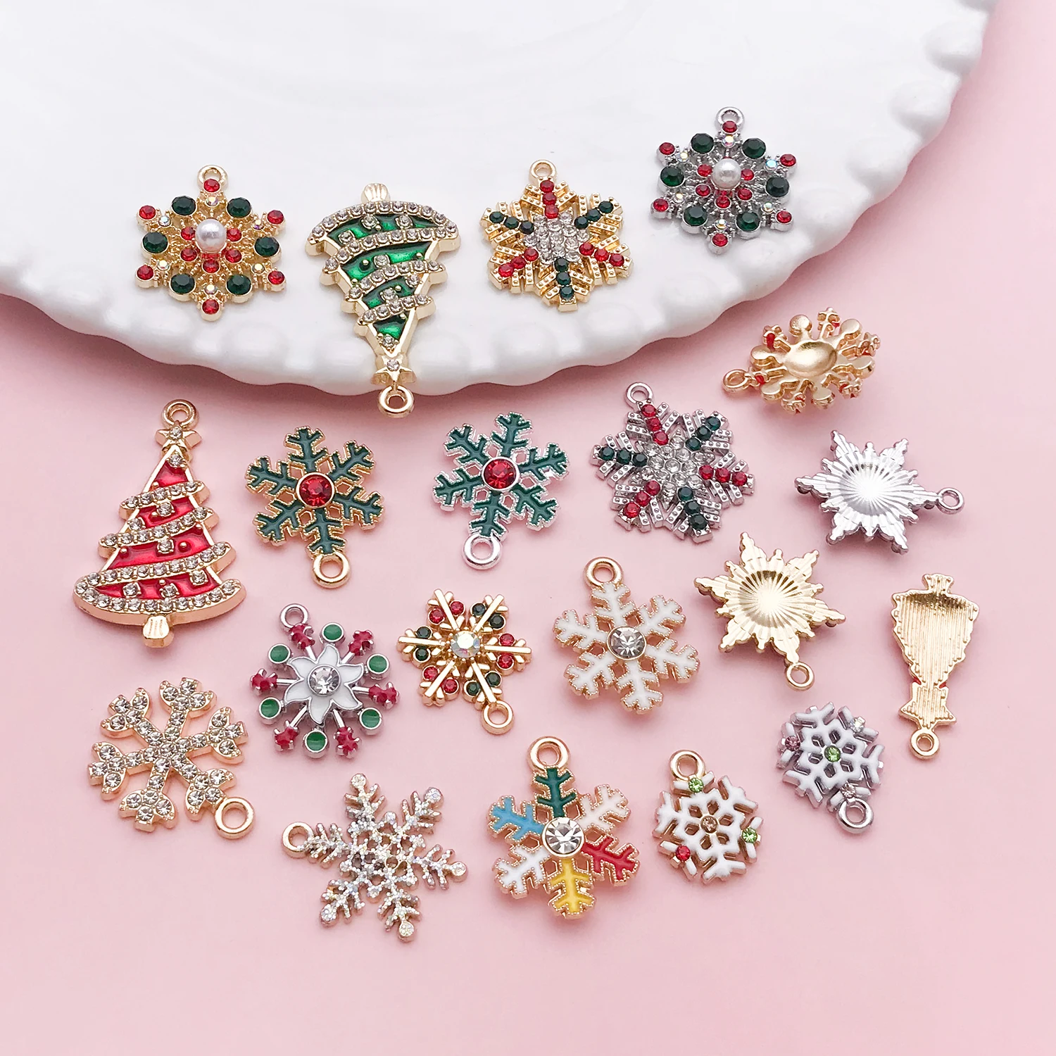 2/20pcs Alloy Enamel Diamond Christmas Tree Snowflakes Pendant Jewelry Making DIY Earrings Charms for Jewelry Bracelets Necklace
