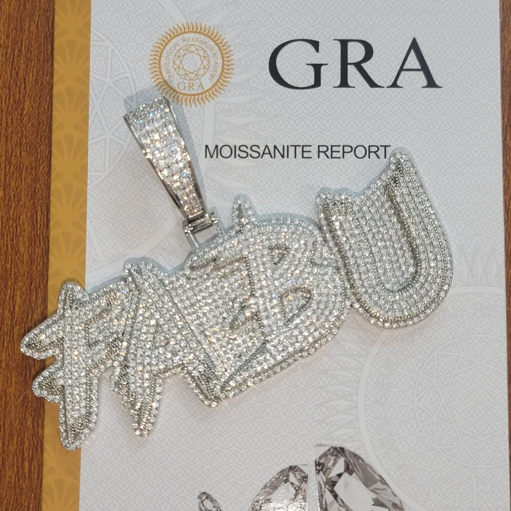 Customized Full Diamonds Cursive Name Pendant Personalized 925 Silver Moissanite Chain Ice Out Spikes Whole Nameplate Jewelry