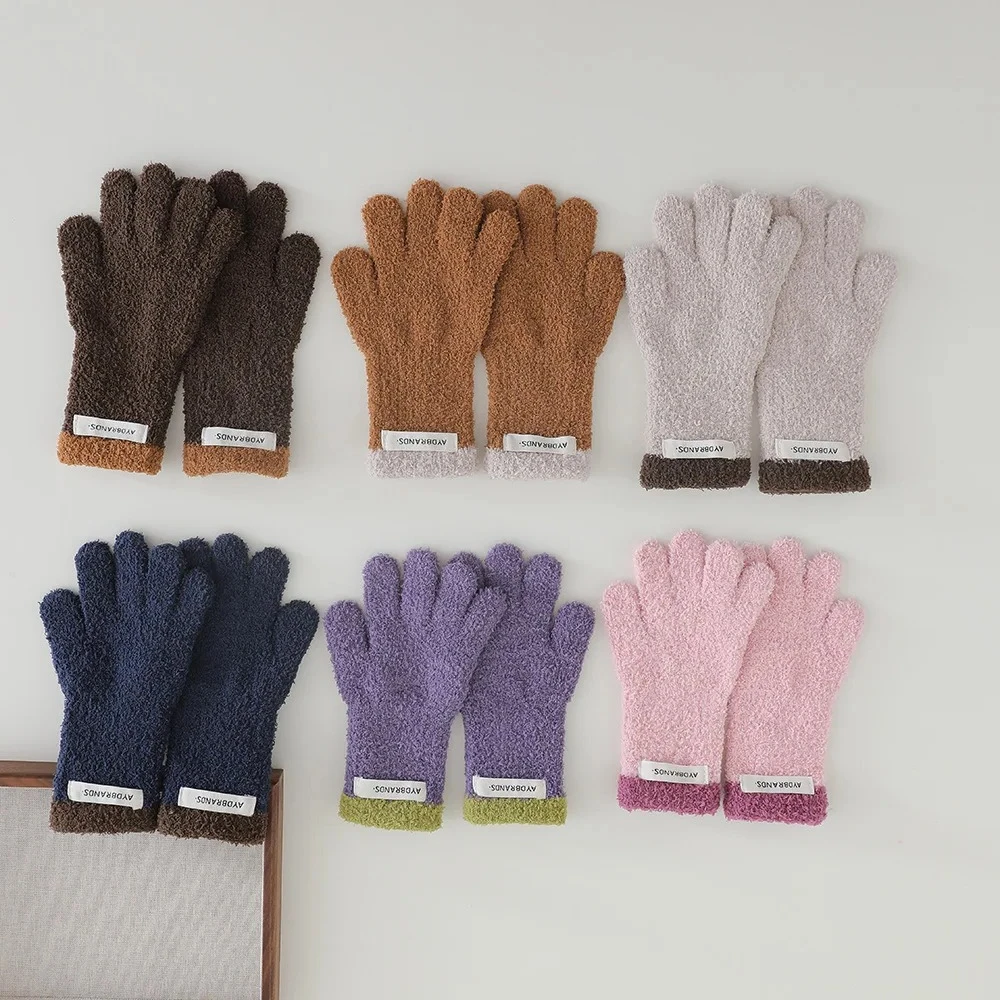 

5-10 Years Winter Kids Gloves Warm Thermal Fleece Cute Cartoon Character Design Anti-Slip Mittens for Children School