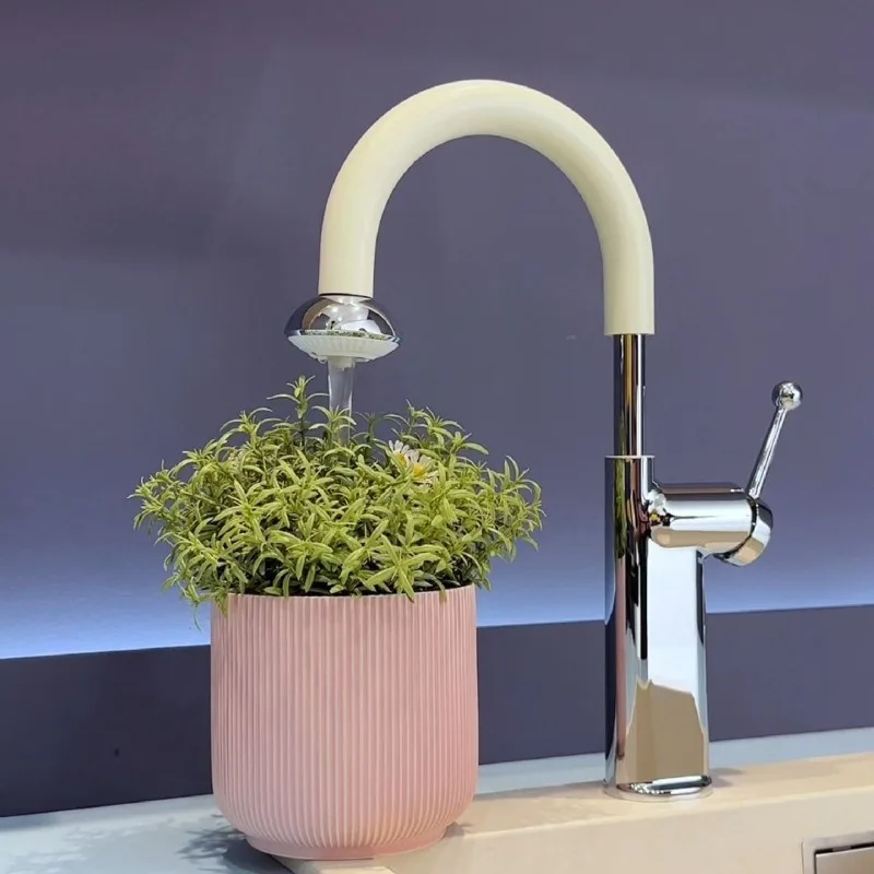 Red Pull-out Cold and Hot Dual-control Basin Faucet Adjustable Height/Rotating Brass Bathroom Basin Faucet Kitchen Sink Faucet