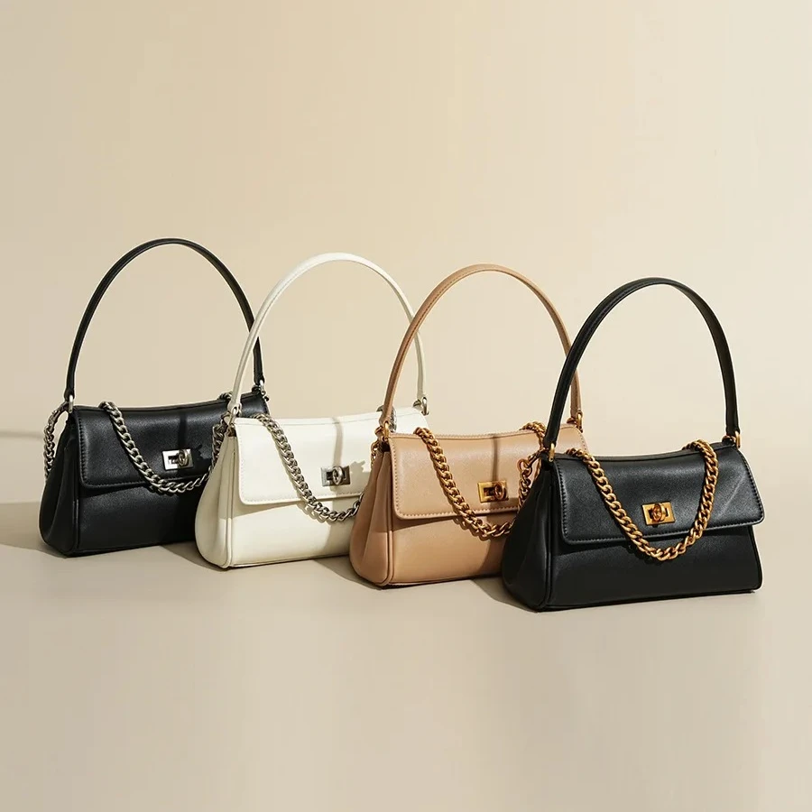 

High End Cowhide Chain Crossbody Bag for Women Small Design Office Worker Single Shoulder Handbag Fashion Accessory