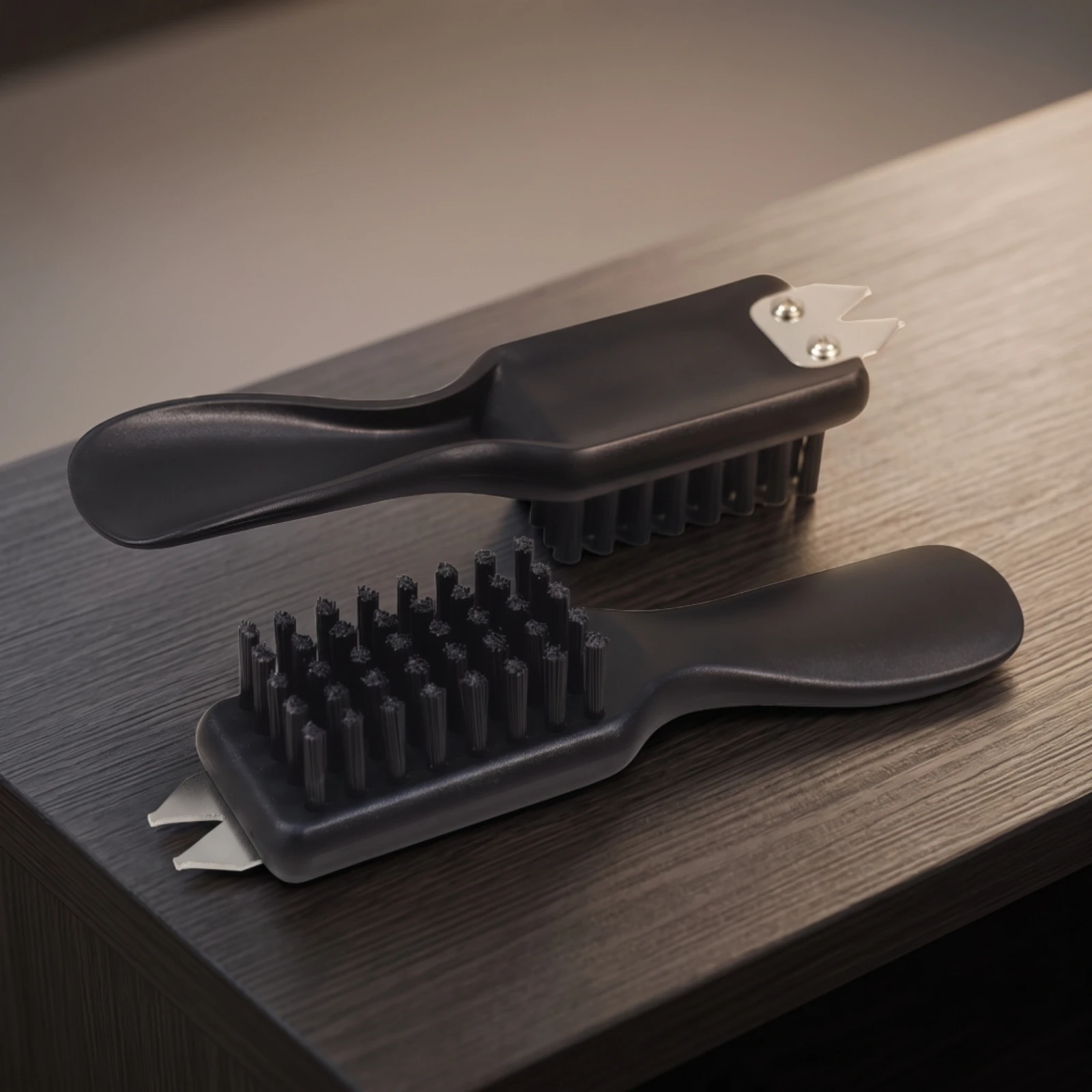 Golf Cleaning Brush with Metal Tip Ergonomic Golf Club Cleaner Compact Portable for Golfers