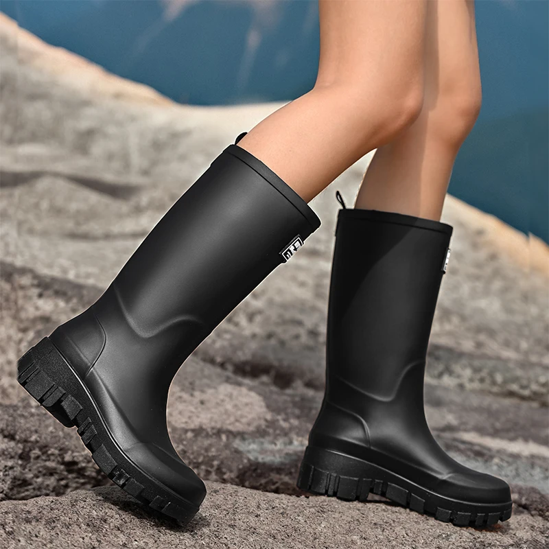 Fashionable Rain Boots for Women Thick Soles Versatile Korean Version Non-slip Wear-resistant, Casual Adult Outdoor Rubber Shoes