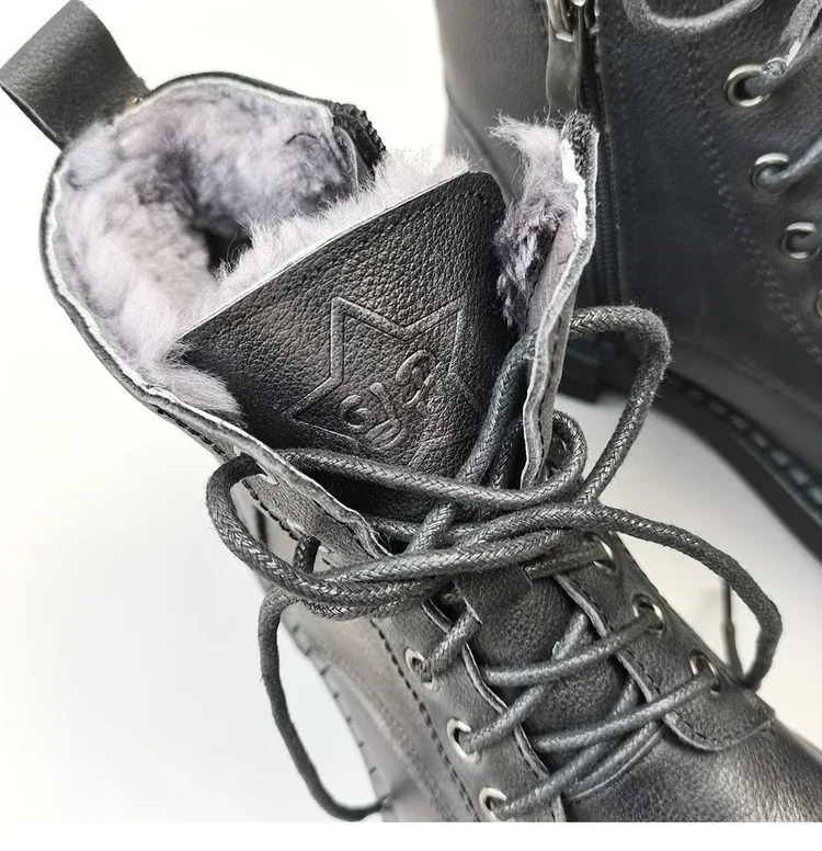 Botas curtas de couro real femininas, botas de couro genuíno, couro genuíno, versão grande, larga, casual, feito à mão, sapatos simples, botas de lã