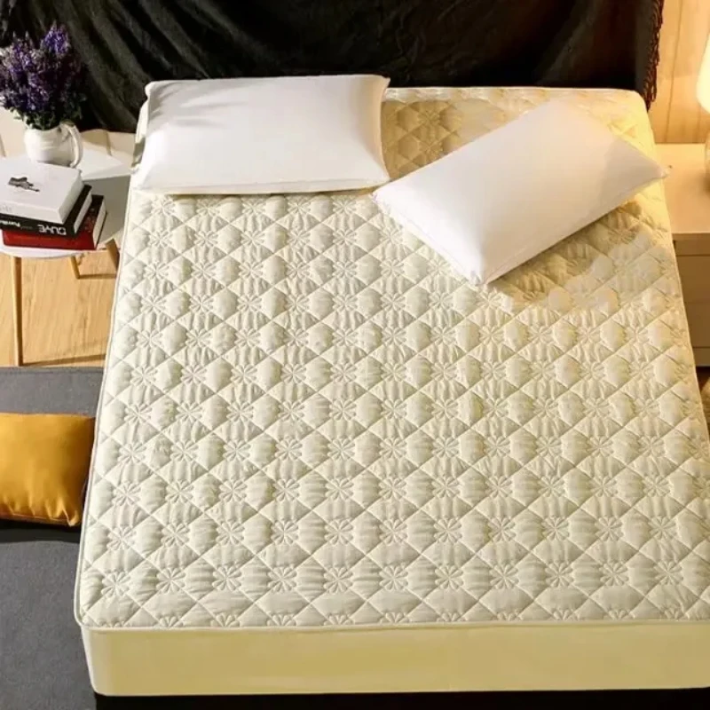 Breathable and Anti-Bacterial Mattress Topper with Air-Permeable Bed Pad