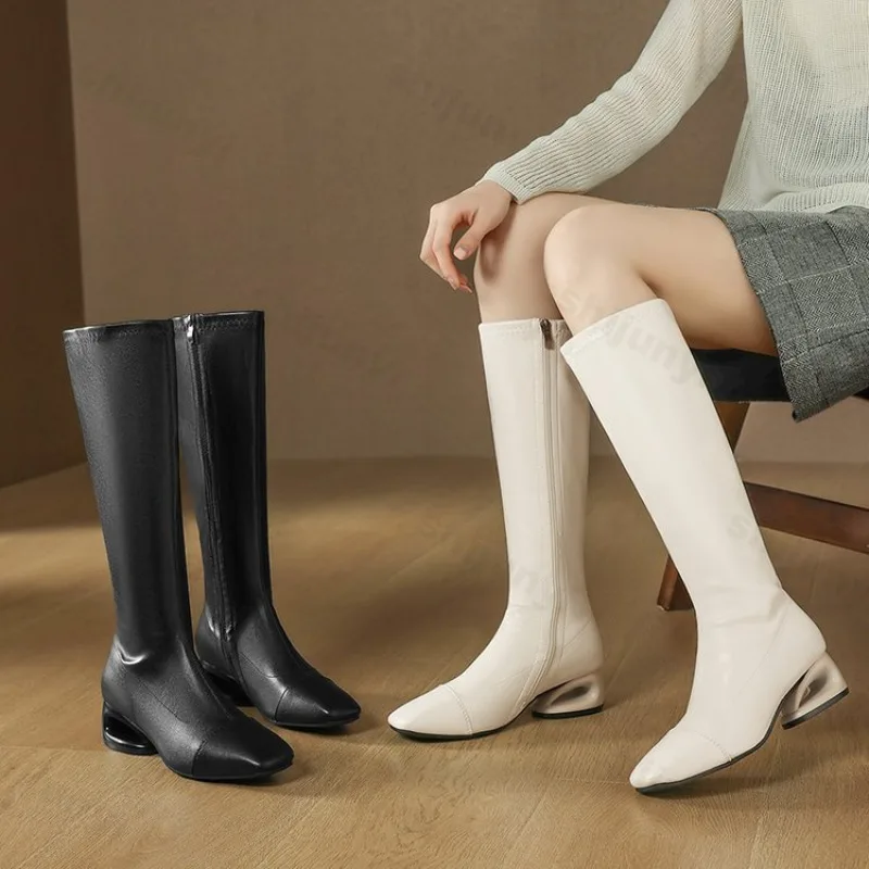 

Женские высокие сапоги с квадратным носком, осень-зима 2022, новые модные рыцарские сапоги большого размера с боковой молнией, удобные туфли на массивном каблуке