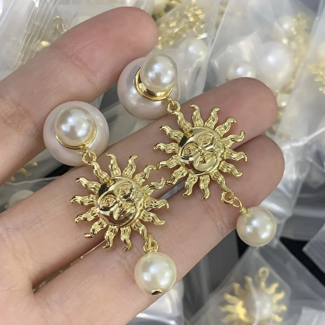 Sunflower Pendant beaded pearl earrings for women with superior sense double sided multiple wear Method studs temperament earrin