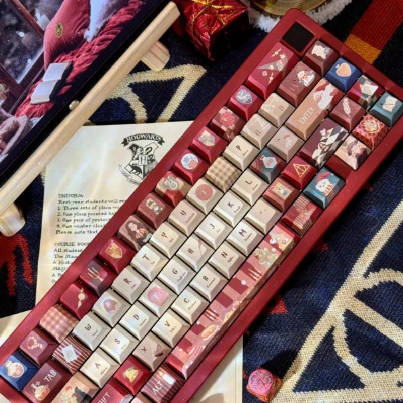 

Sleepy Sheep Christmas Eve Keycaps Custom PBT Cherry/SO Profile Key Cap Cute Movie Cartoon Point Keycap Set for Gaming Keyboard