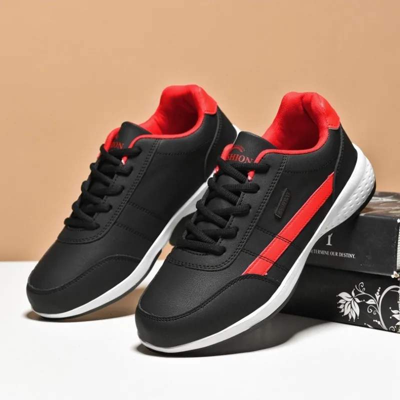 Man Shoes 2026 Spring Trend Breathable Sports Shoes Outdoor soft sole Non-slip Flats Versatile Casual Comfortable Men's Sneakers