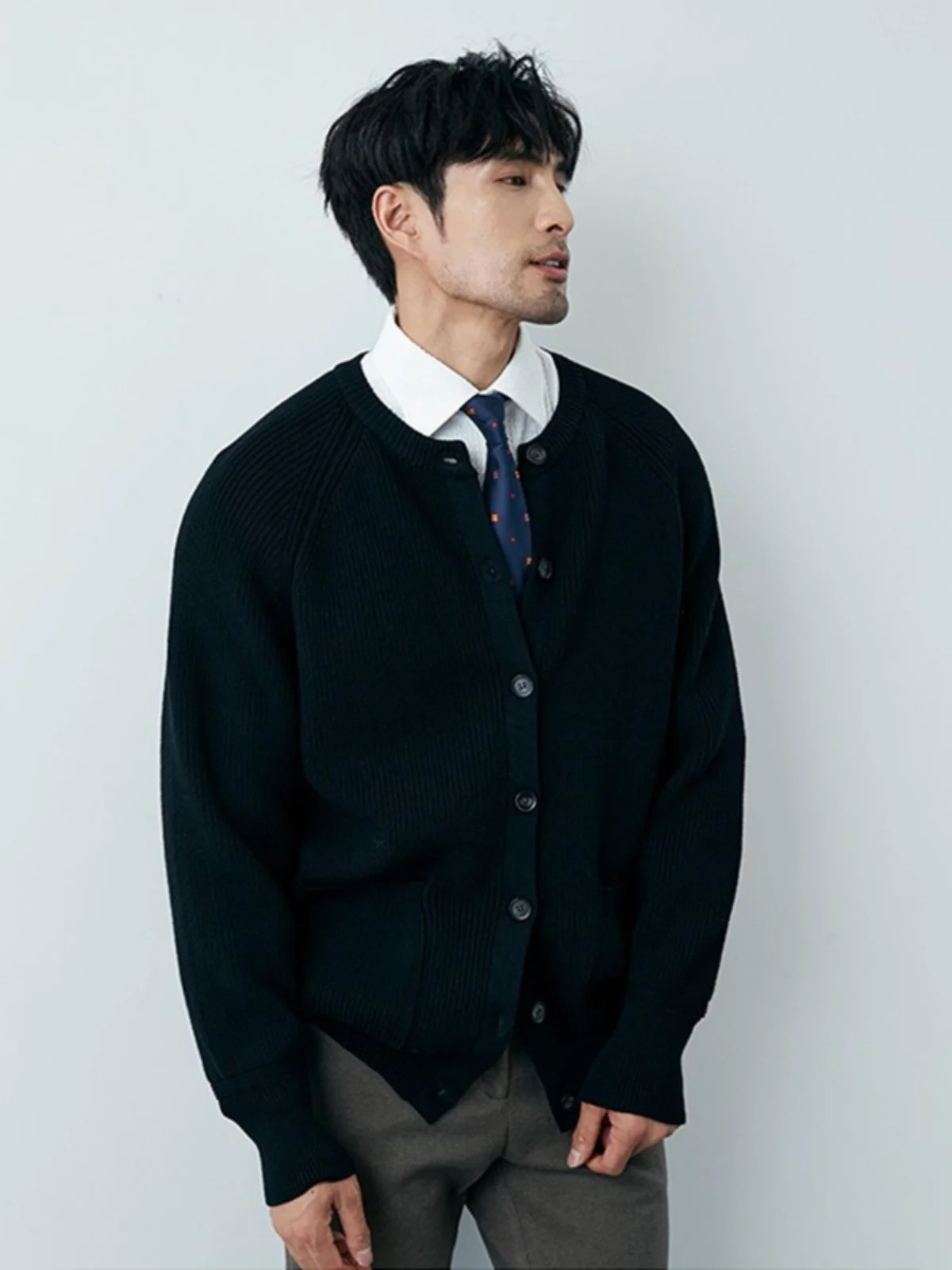 

Caramel Colored Knitted Thiened round Ne Men's Cardigan Double ket Sweater Winter Faion Gentleman Sle Long Sve ...