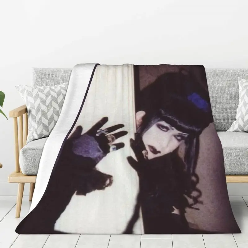 

Custom Malice Mizer Mana Sama Moi Meme Moitie Blanket Warm Fleece Soft Flannel Throw Blankets for Bed Sofa Car Spring Autumn