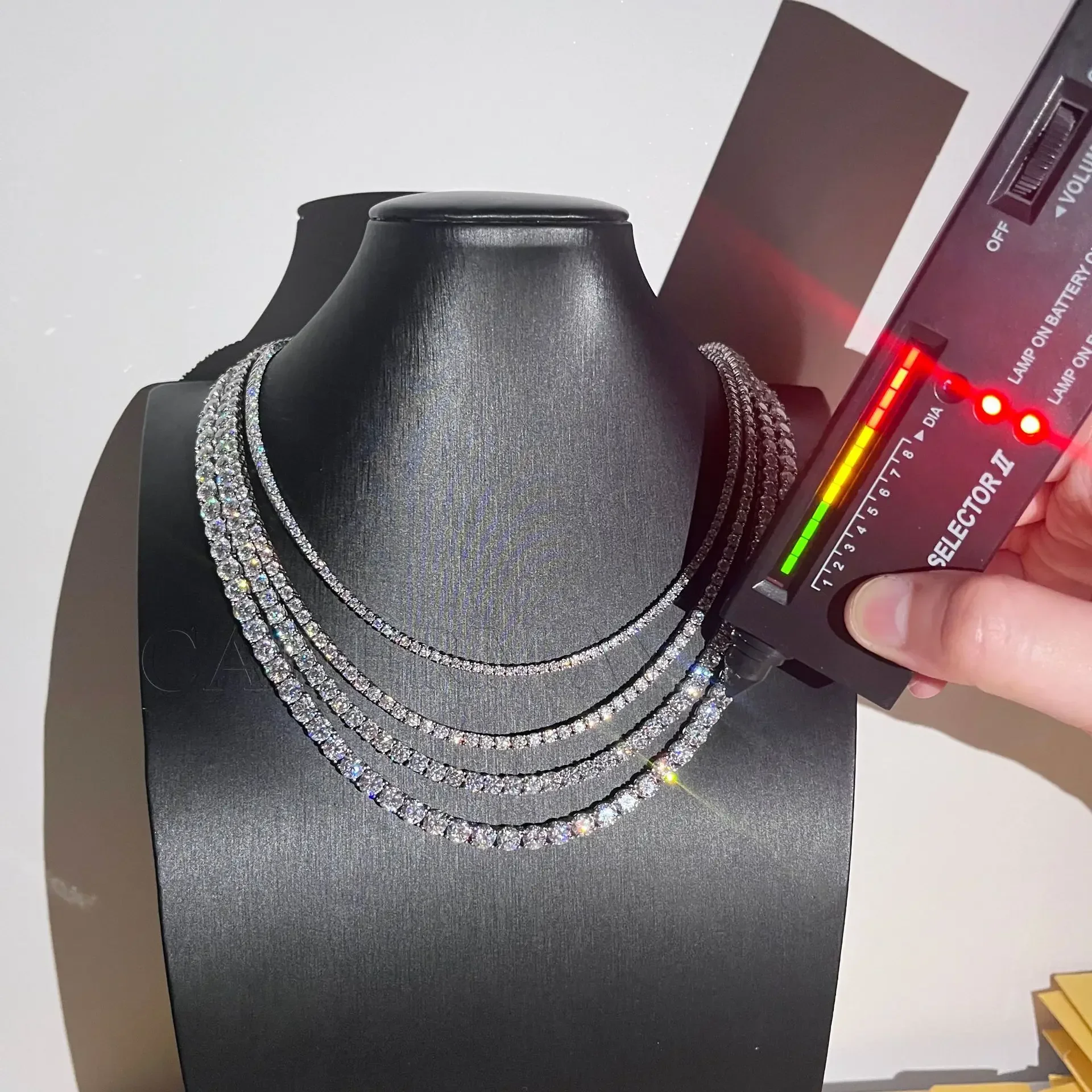 【Patented Buckle】Hip Hop Moisssanite Tennis Necklace 925 Sterling Silver Moisssanite Diamond Tennis Chain for Women & Men 썸네일 3