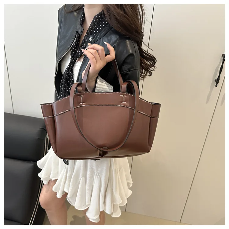 1 Stück Spezialtasche für Damen, große Kapazität, modische Joker-Umhängetasche, neue tragbare Handtasche für Pendler. – Detail 32