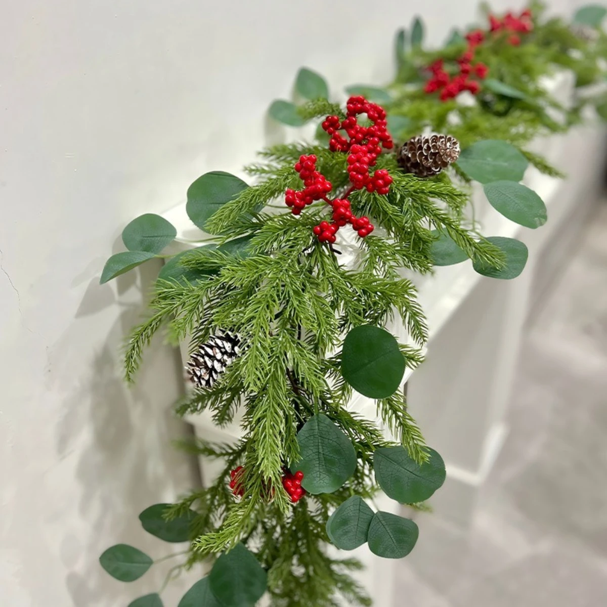 1Pcs 175cm Frosted Pine Eucalyptus Garland Pinecones Red Berries Artificial Vine DIY Christmas Door Window Wall Hanging Decor