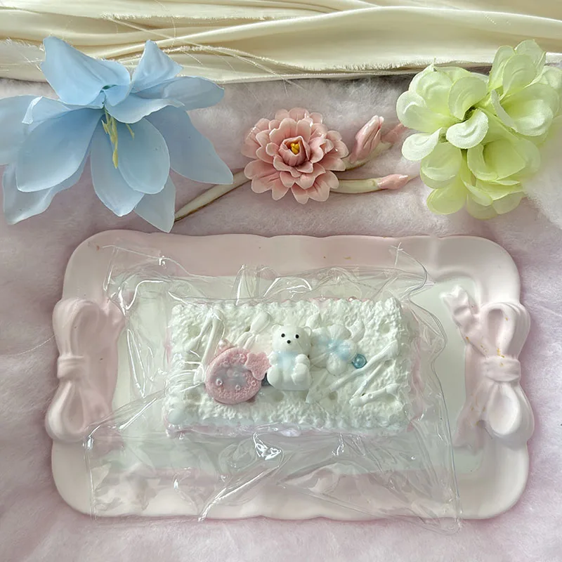 Food Grade Rectangular Cream Cake Squishy Toy With Mini White Bear Flower And Round Cookie Decor Slow Rebound Soft Squeeze Toy