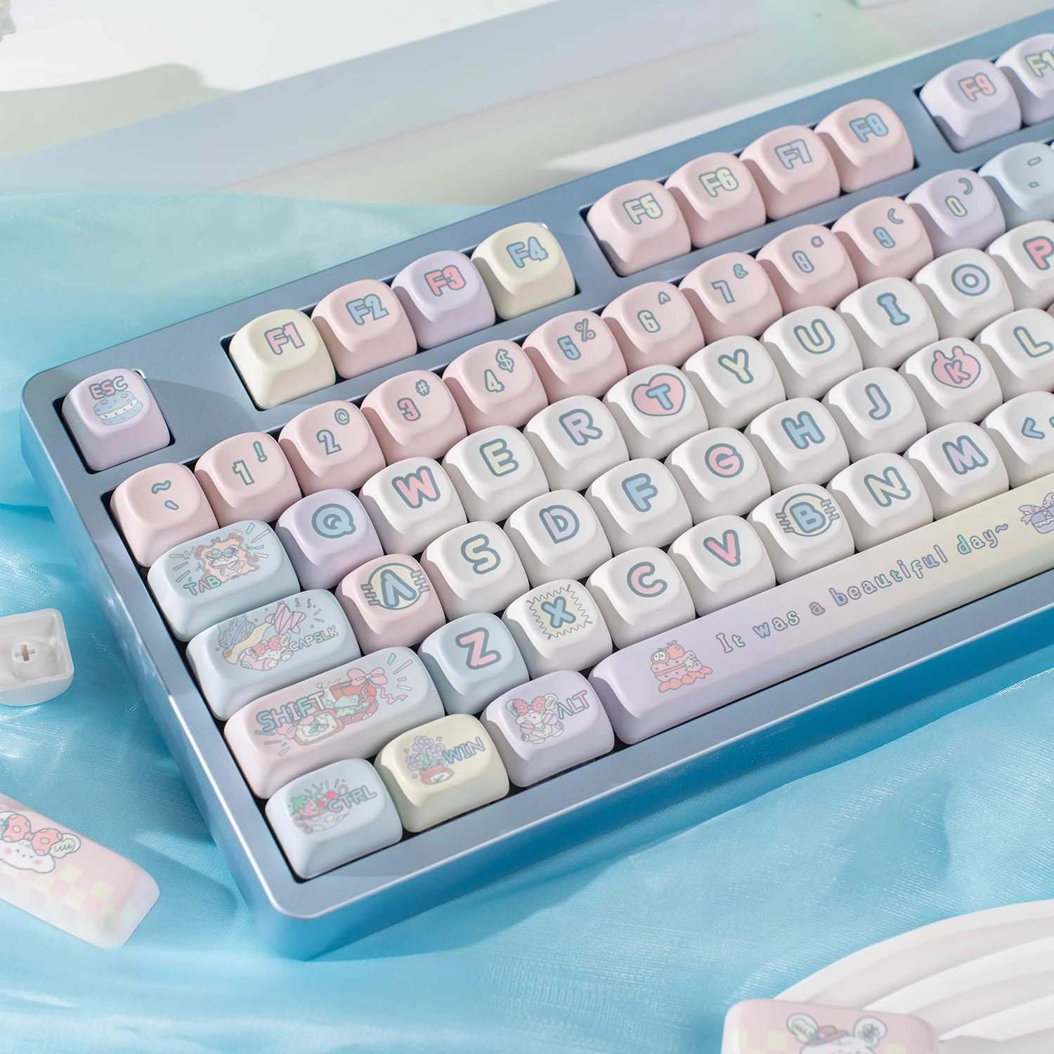 Peach Rabbit Theme Keycap PBT Thermal Sublimation Blue Pink Gradient Ball Cap 131Keys Cute Bunny Mechanical Keyboard Keycaps