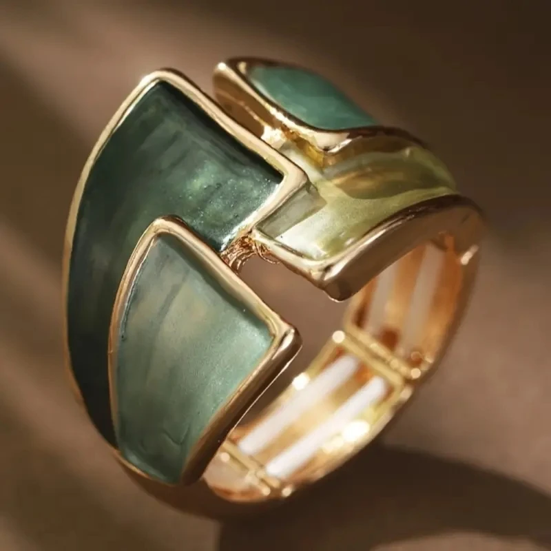 Vintage handgeschnitzter Damenring mit grünem Muster, Kreativität, goldfarbenes Metall, Geometrie, Alltagskleidung, Party-Schmuck, Jubiläumsgeschenk