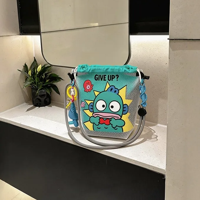 bolsa-unissex-para-equipamentos-de-natacao-a-prova-d'agua-com-separacao-de-itens-molhados-e-secos-bolsa-portatil-para-fitness-e-viagem-design-de-peixe-palhaco