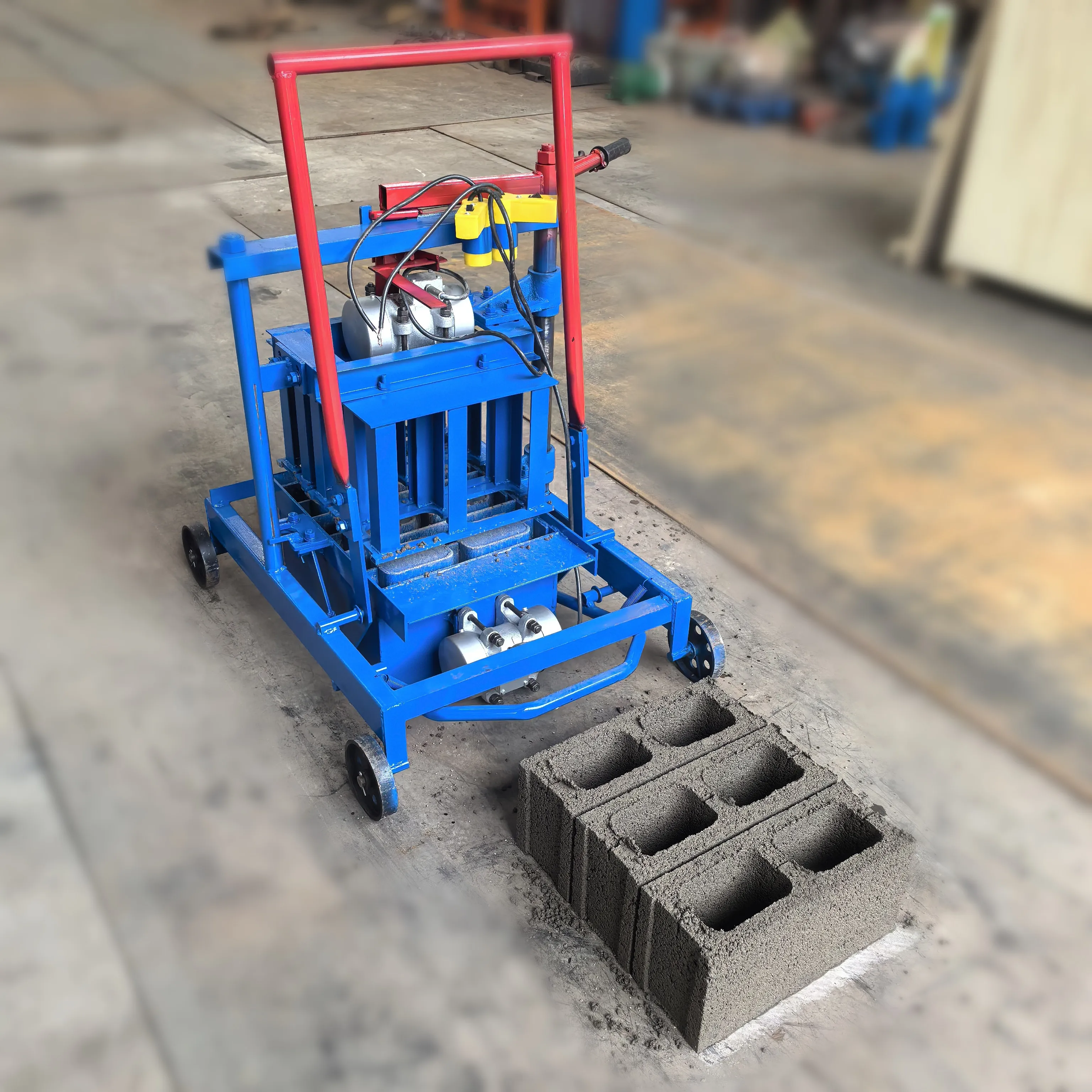 Hohlblockform, Blockformmaschine