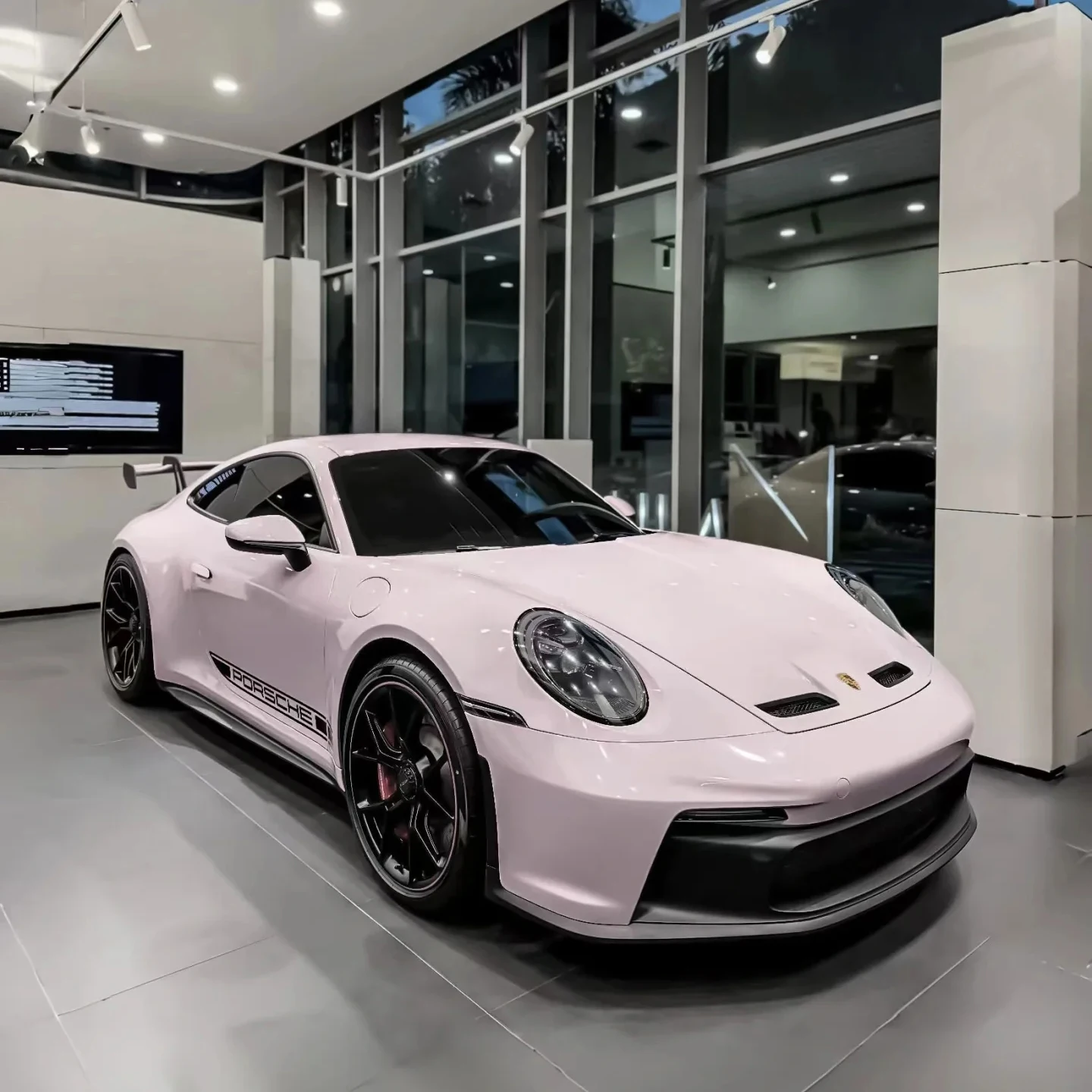 Pink Glossy Crystal PET Vinyl Graphics Car Wrap High-Quality Adhesive Auto Body Decal for Vehicles