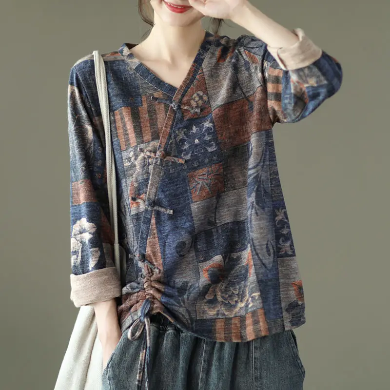 

Stylish Shirring Drawstring Blouse 2024 Spring Autumn Folk Printed Chinese Disc Buckle Female Clothing Loose Casual V-Neck Shirt