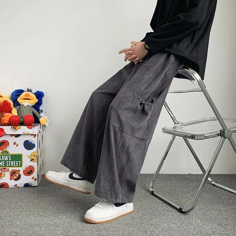Men's Wide Leg Cargo Pants Japanese Style Loose Straight Trousers with Big Pockets Casual BF Fashion Streetwear