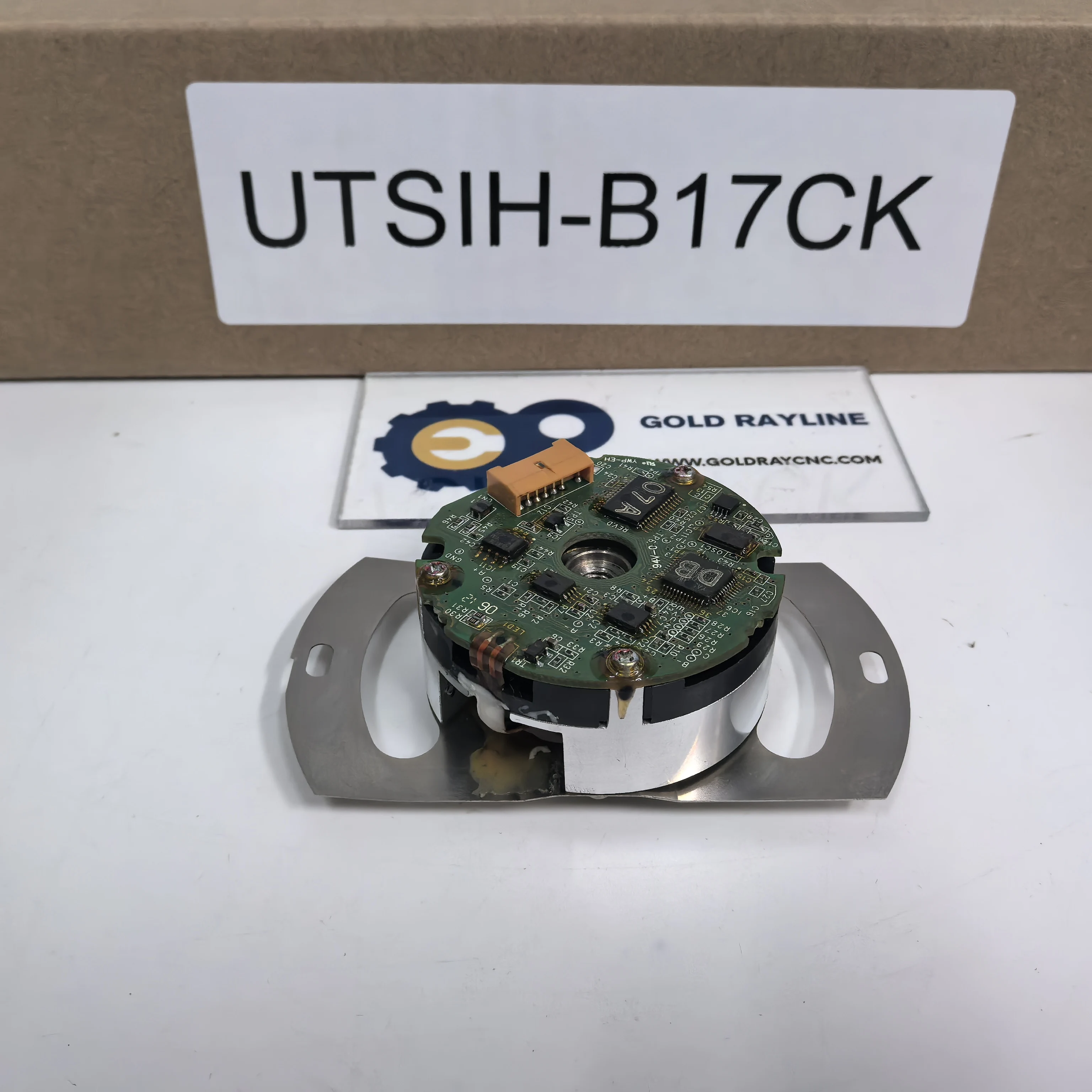 جهاز تشفير Yaskawa UTSIH-B17CK جديد في المخزون شحن سريع #1