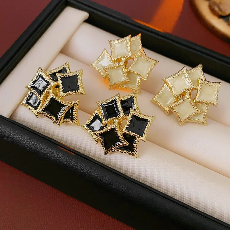 Black White Enamel Square Stud Earrings for Women Vintage French Drip Oil Double Layer Earrings Irregular Geometric Jewelry Gift