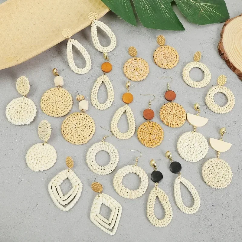 Bohemia White Brown Rattan Knit Raffia Drop Earrings for Women Handmade Geometric Round Summer Beach Earrings Jewelry