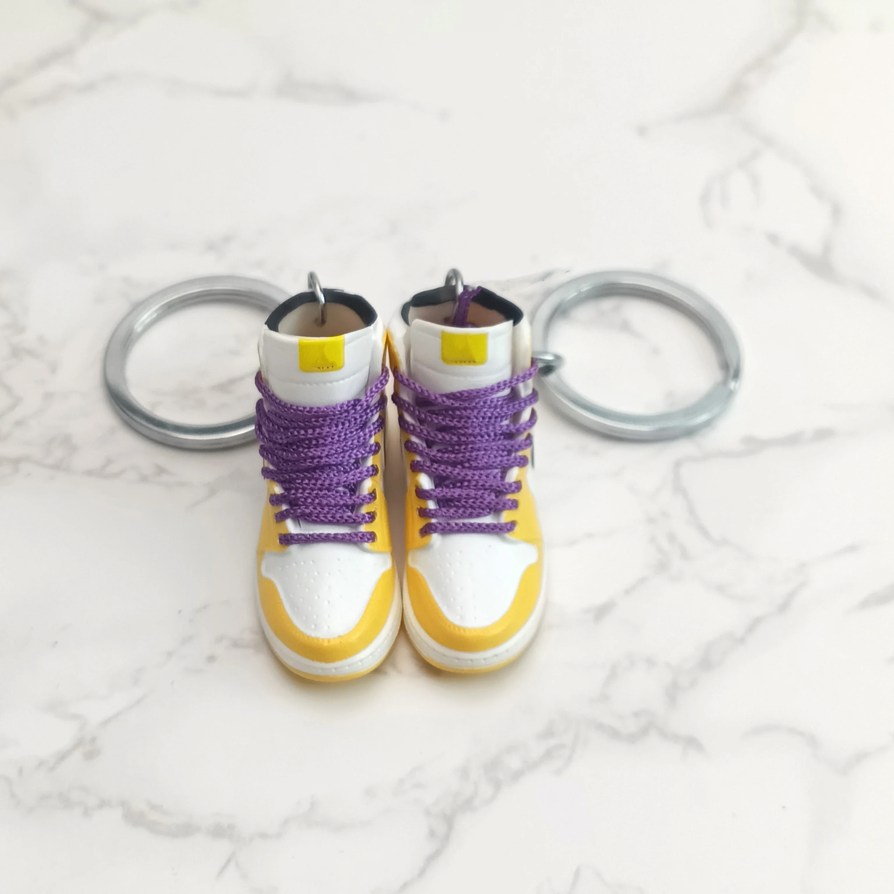 3D Mini Sports Shoes Keychain Phone Key Pendant Sports Shoes Gift Box Set Gift Double Lace Box Creative Personalized Gift view 4