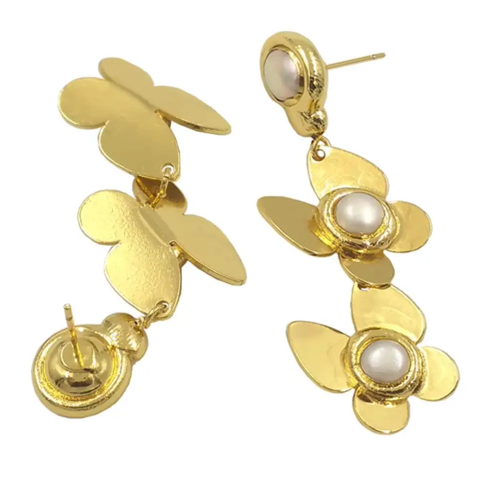 

WT-MPE129 Изысканные серьги с ярким дизайном в виде бабочки, инкрустированные жемчугом и покрытые 18-каратным золотом, для женщин, украшение для платья.