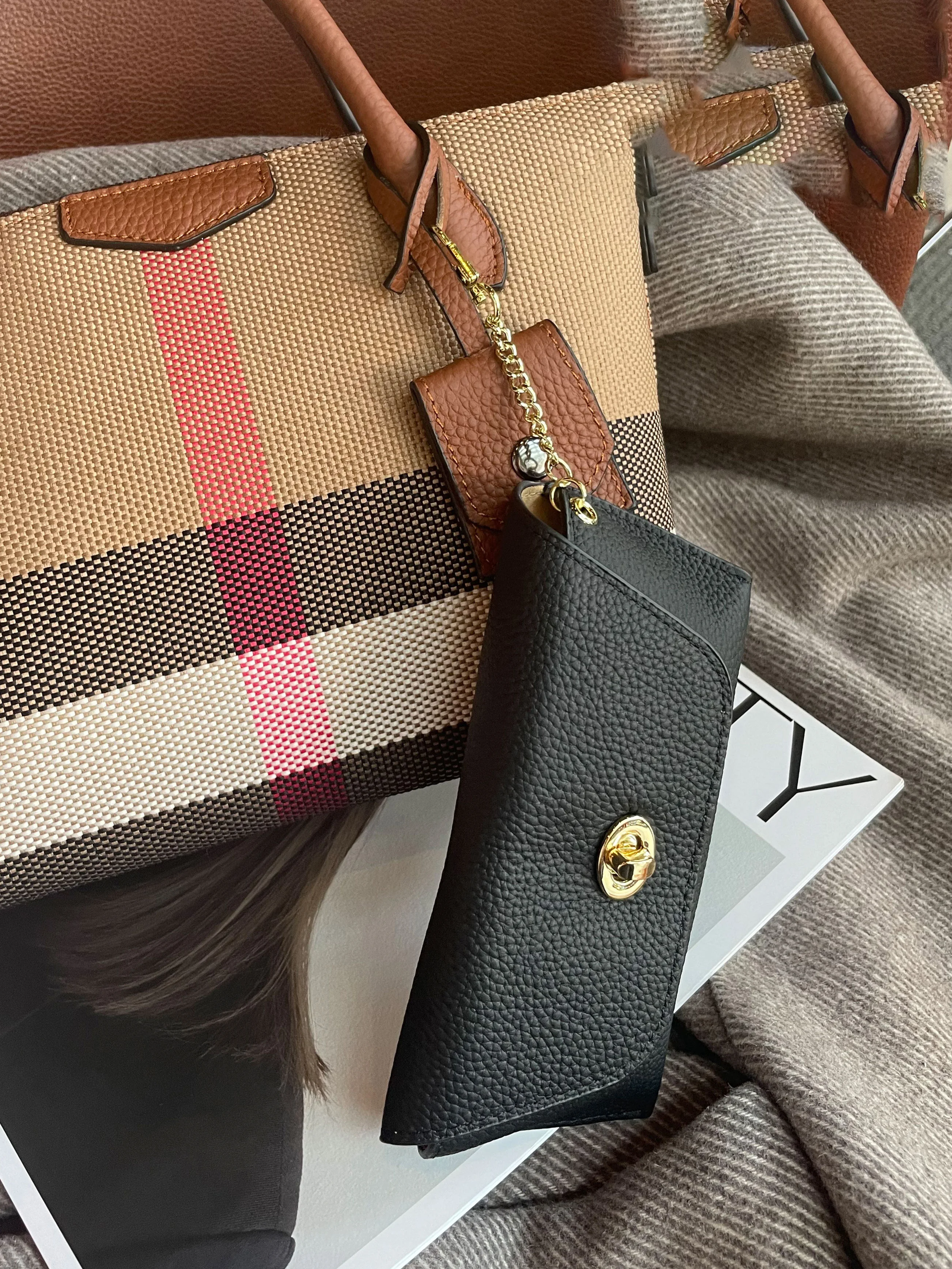 estojo-portatil-de-couro-genuino-de-alta-qualidade-para-Oculos-de-sol-feminino-bolsa-compacta-anti-pressao-para-armazenament