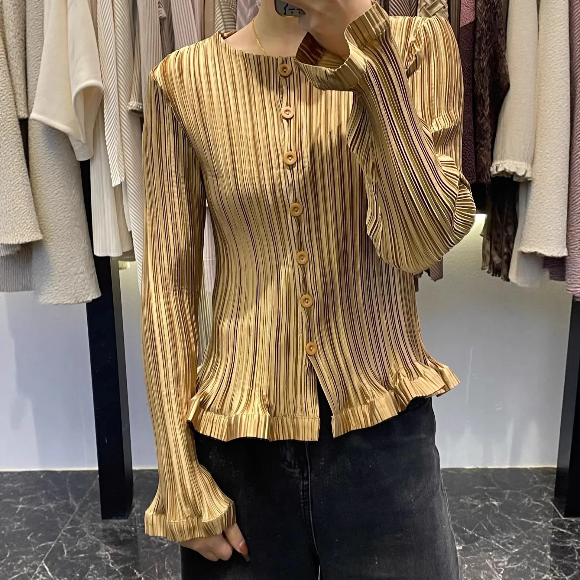 

Женская плиссированная рубашка с длинными рукавами, однотонная полосатая плиссированная ткань, офисная повседневная модная элегантная весенне-осенняя женская одежда