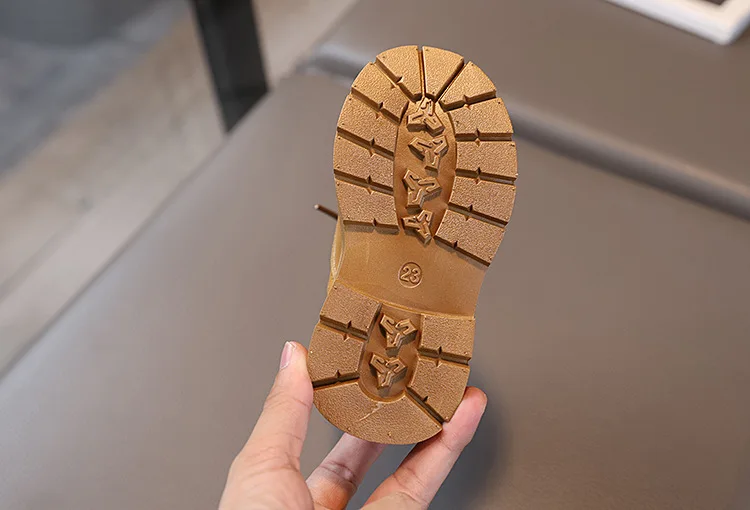 Neue Kinder-Modestiefel Winter Verstärkte Jungen- und Mädchenstiefel Rutschfeste Warme Lederstiefel mit Seitenreißverschluss Einfarbige Kinder-Freizeitschuhe – Detail 12
