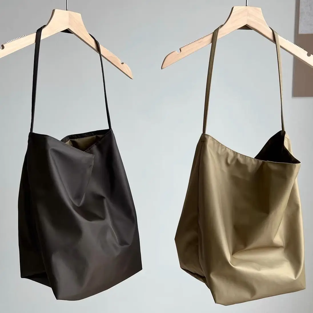 Shoulder Bag Women Fashion Spring Summer Nylon Solid Simple Office Lady High-Capacity Handbags