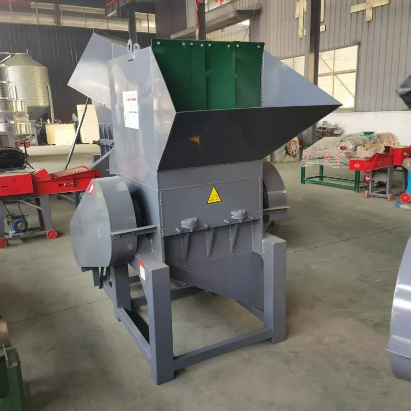 

(Sea freight customization) Waste home appliance casings, bumpers, blue buckets, fruit baskets, mineral water bottles crushing p