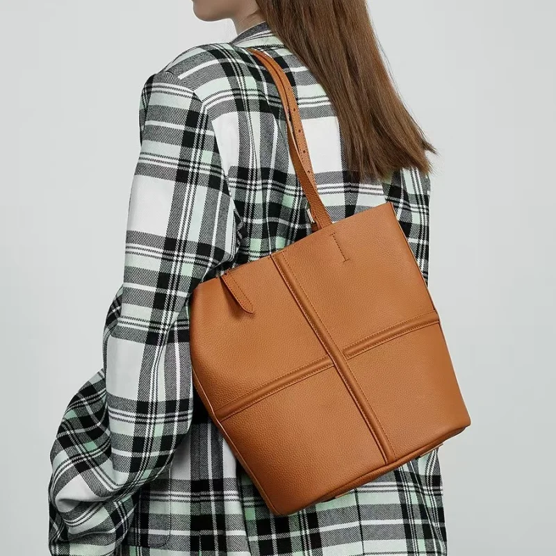 

Сумка из натуральной кожи высшего качества, новая, из натуральной кожи, большая вместительная сумка для ежедневных поездок, сумка через плечо для мам, модная женская сумка на плечо.