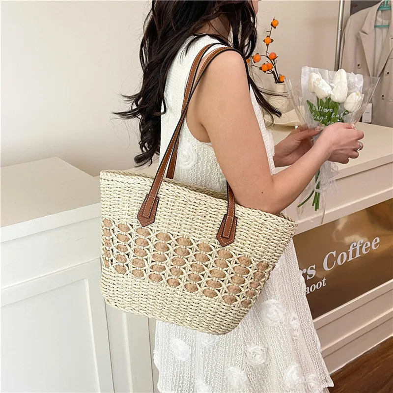 

Boho Straw Bag for Women Handwoven Rattan Shoulder Purse Summer Beach Tote Bags Fashion Crossbody Bag Eco-Friendly Accessories