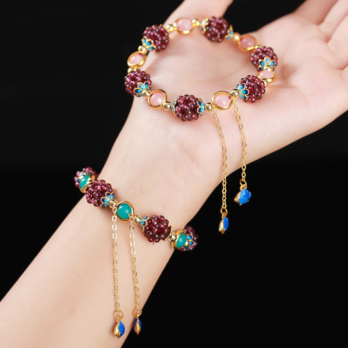 

10mm Natural Garnet Green Chalcedony Lucky Tassel Bracelets for Women Fashion Gems Bead Handmade Energy Healing Jewelry Gift