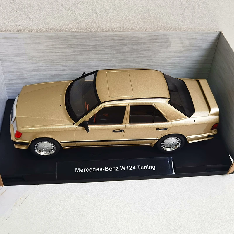 Diecast 1:18 Scale Benz W124 Tuning Simulation Alloy Car Model Toy Collectible Gifts Ornaments