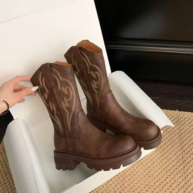

2026 Retro Soft Leather Short Boots Fashionable And Versatile With Thick Sole And Anti-slip Properties Suitable For Casual Wear