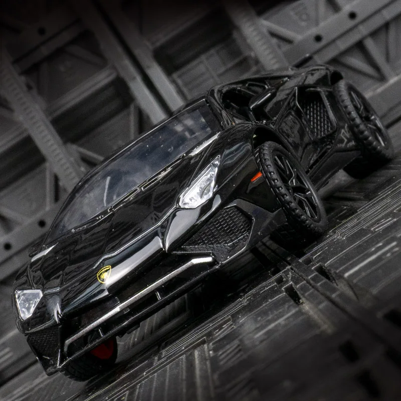 

1:32 Lamborghini LP750 модель автомобиля из сплава, украшения, двери могут открыть имеет имитирующие функции звука и освещения.