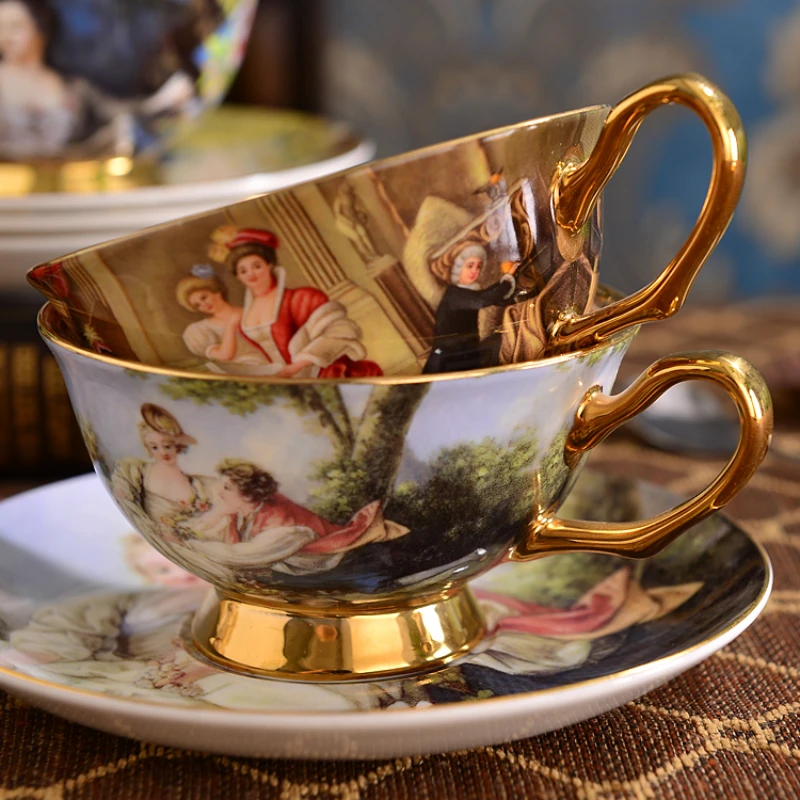 

Retro Imperial European Coffee Cup Set Porcelain Tea Sets Luxury Gift Bone China Ceramic Cafe Wedding Decoration Drinkware