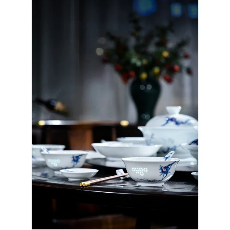 Ceramic Chinese exquisite tableware set, household eating bowls and plates, housewarming gifts