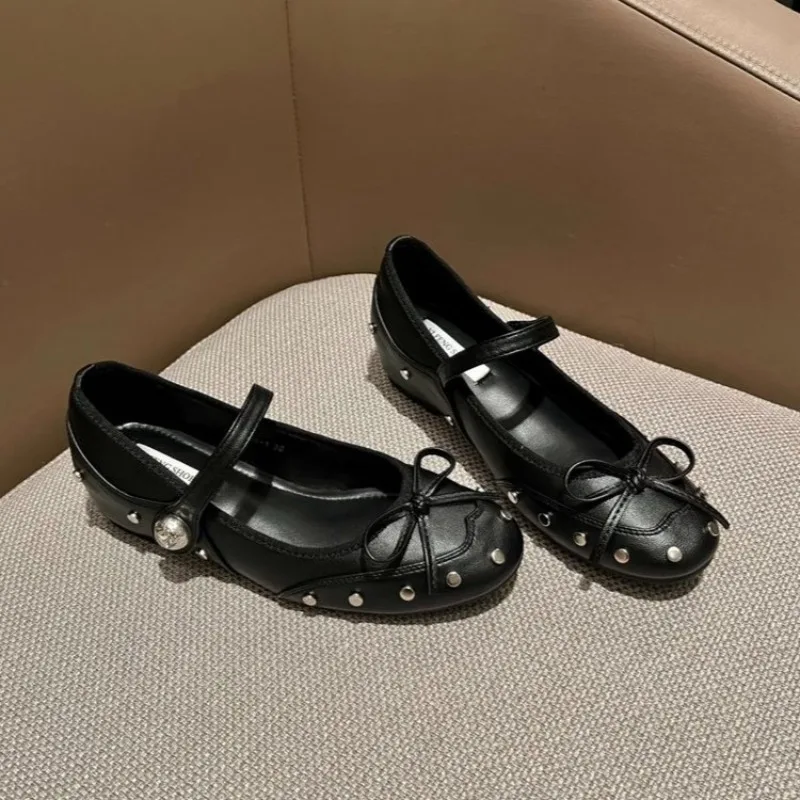 Nuevo estilo, moda elegante, Mary Janes, vestido plano diario para mujer, pajarita para mujer, hebilla poco profunda, correa, fondo suave, zapatos de tacón planos para exteriores