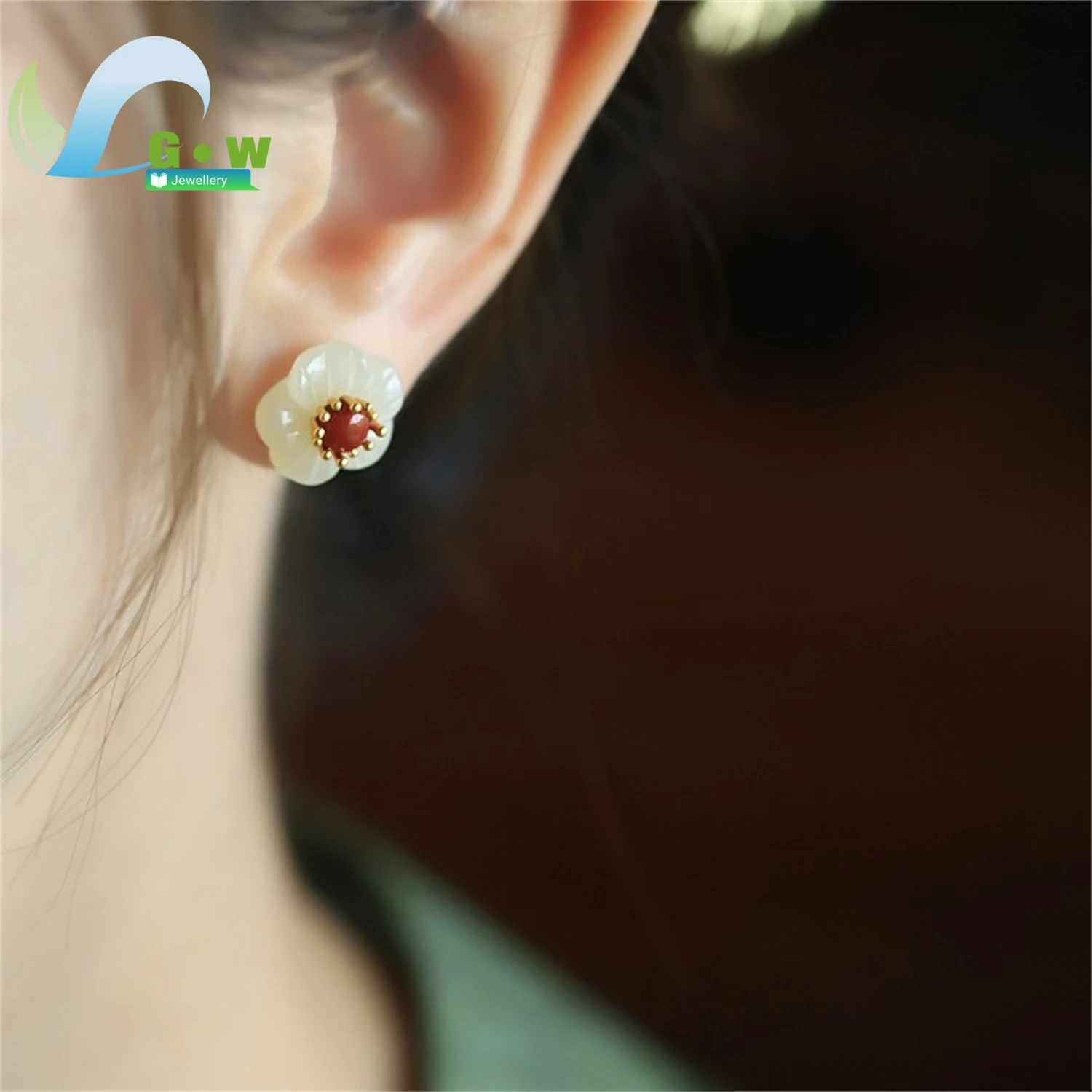 

Модные женские серьги с цветком сливы камелии и натуральным нефритом Хэтянь, южный красный агат, чистое серебро, современный дизайн ручной работы