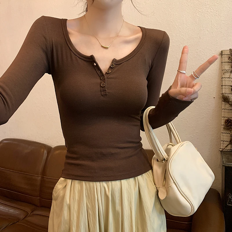 AOSSVIAO 2026 Herbst Damen T-Shirt Stilvolles Langarm-Shirt in Unifarbe mit O-Ausschnitt, schmal geschnittenes Basic-Top, vielseitiges Layering-Oberteil. – Detail 24