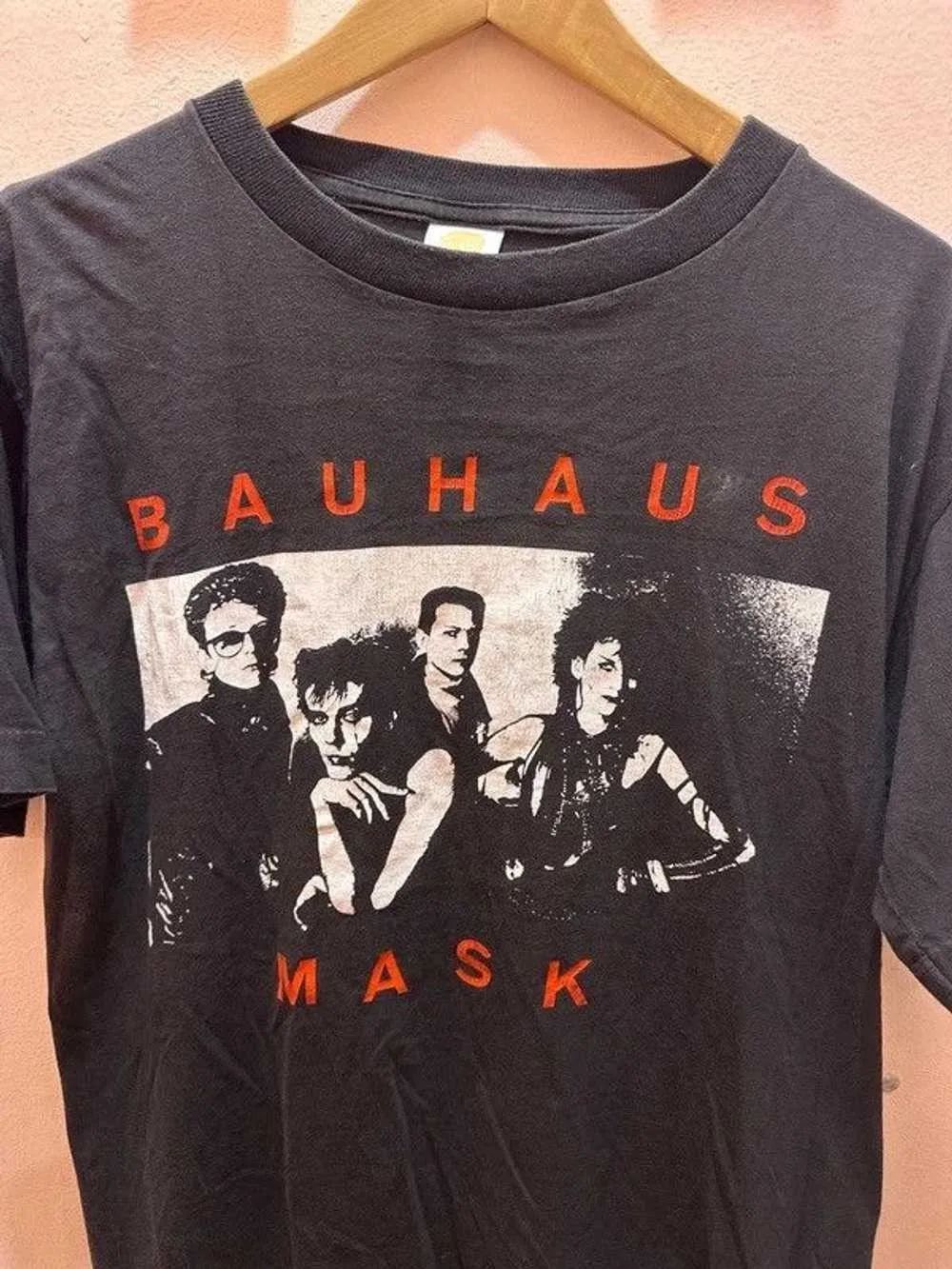 Bauhaus Band Mask Retro style Black T shirt Short Sleeve tee Vtg NH27418
